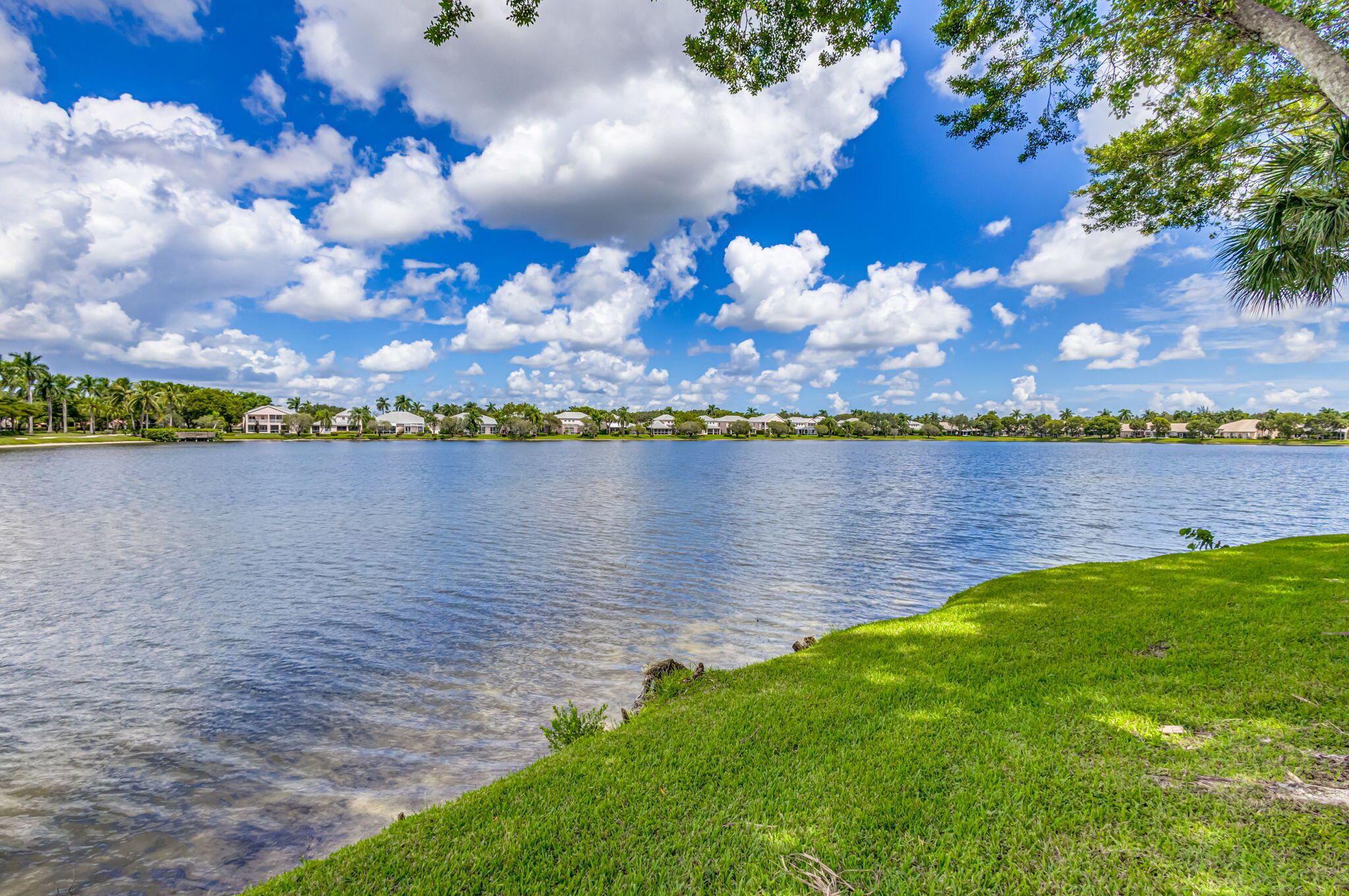 10730 Pelican Wellington, FL 33414