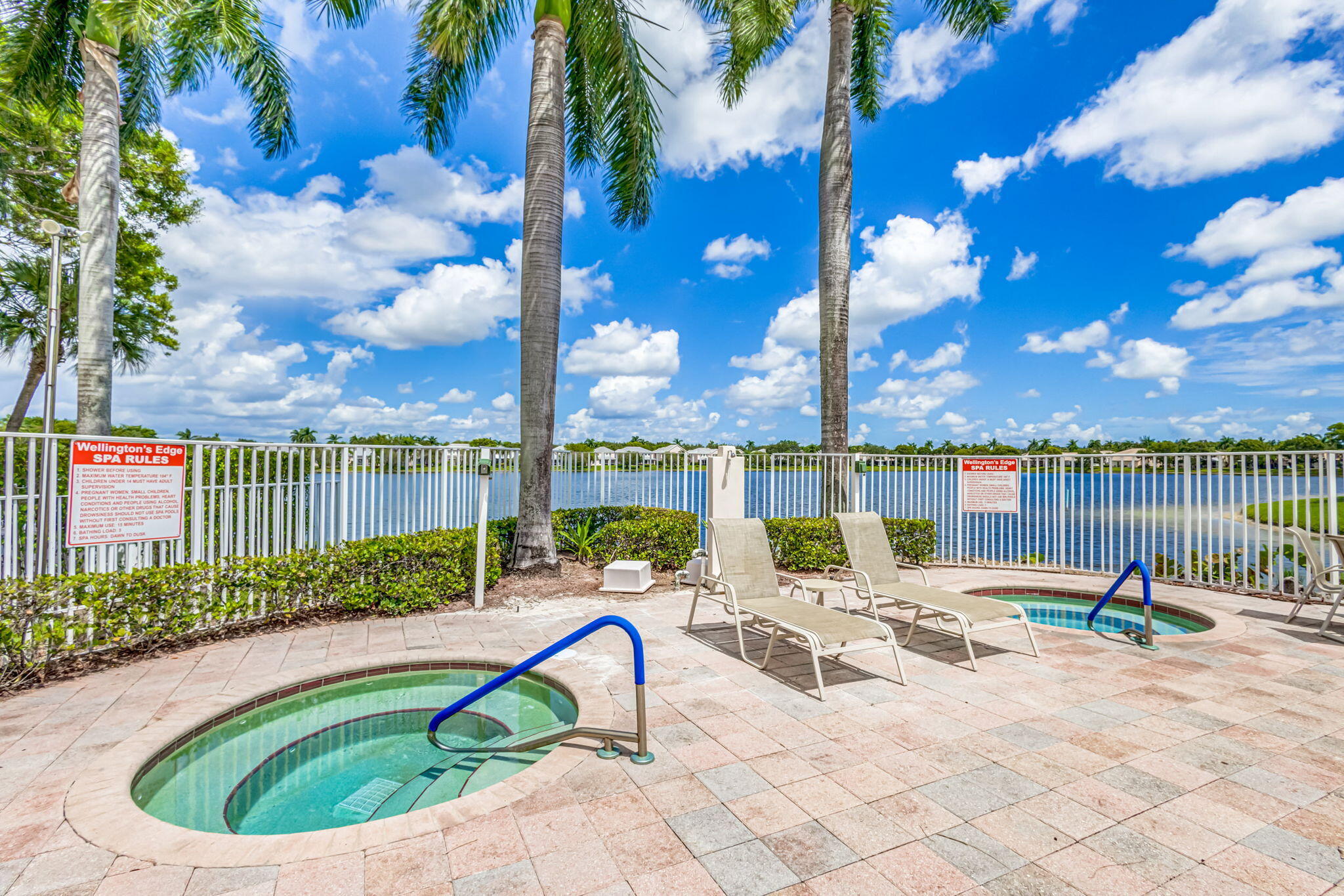 10730 Pelican Wellington, FL 33414