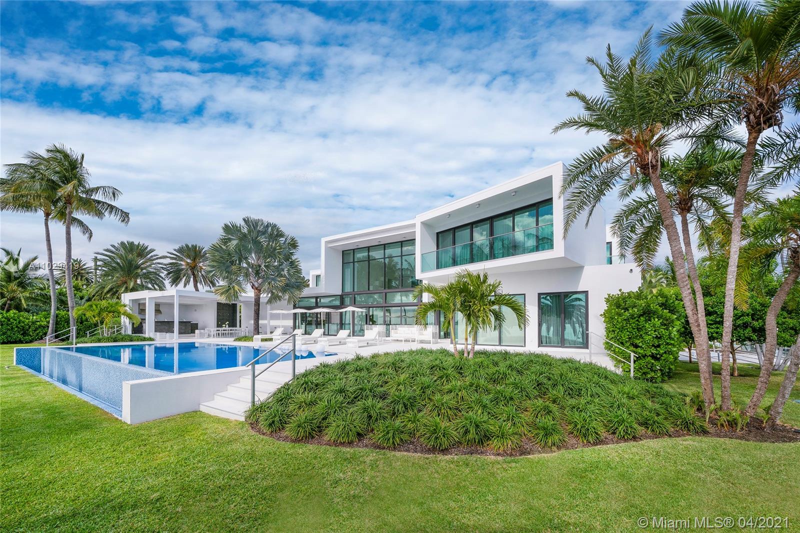 1050-1070 S Shore Dr Miami Beach, FL 33141