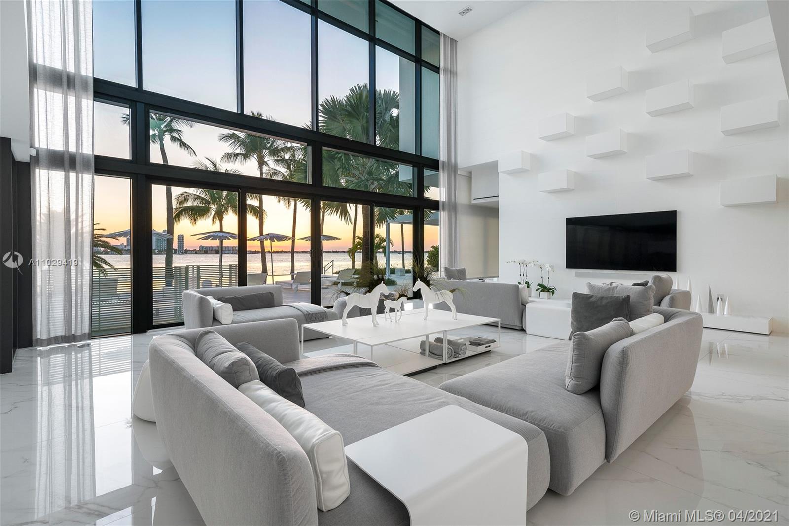 1050-1070 S Shore Dr Miami Beach, FL 33141