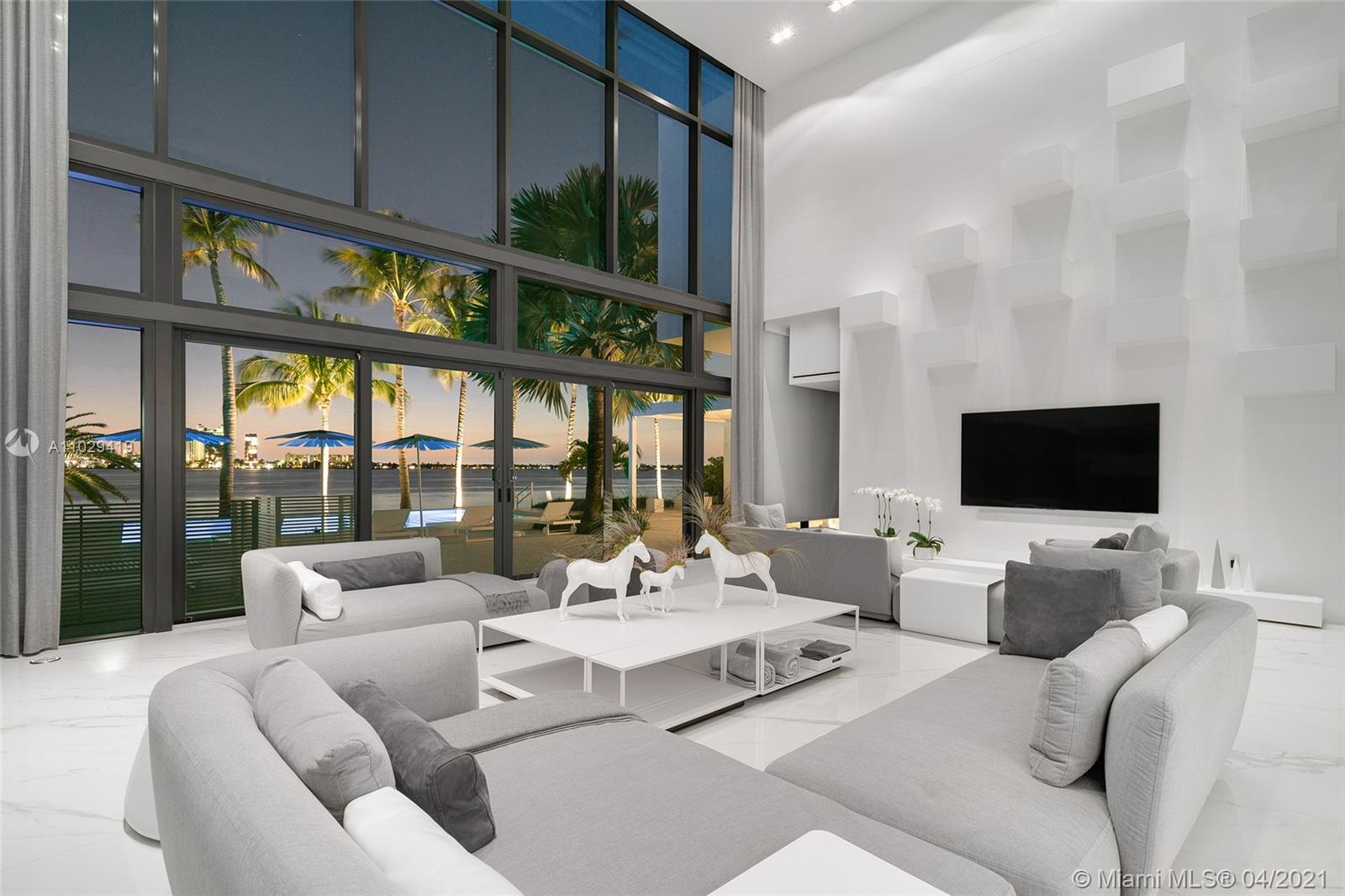 1050-1070 S Shore Dr Miami Beach, FL 33141