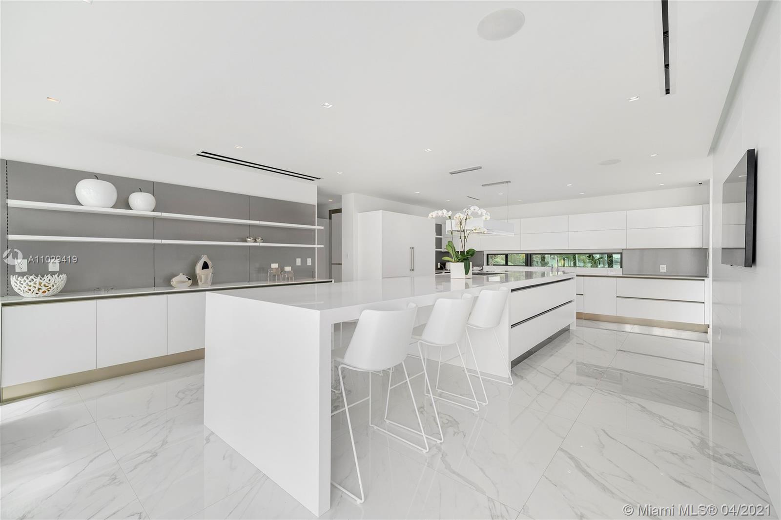 1050-1070 S Shore Dr Miami Beach, FL 33141