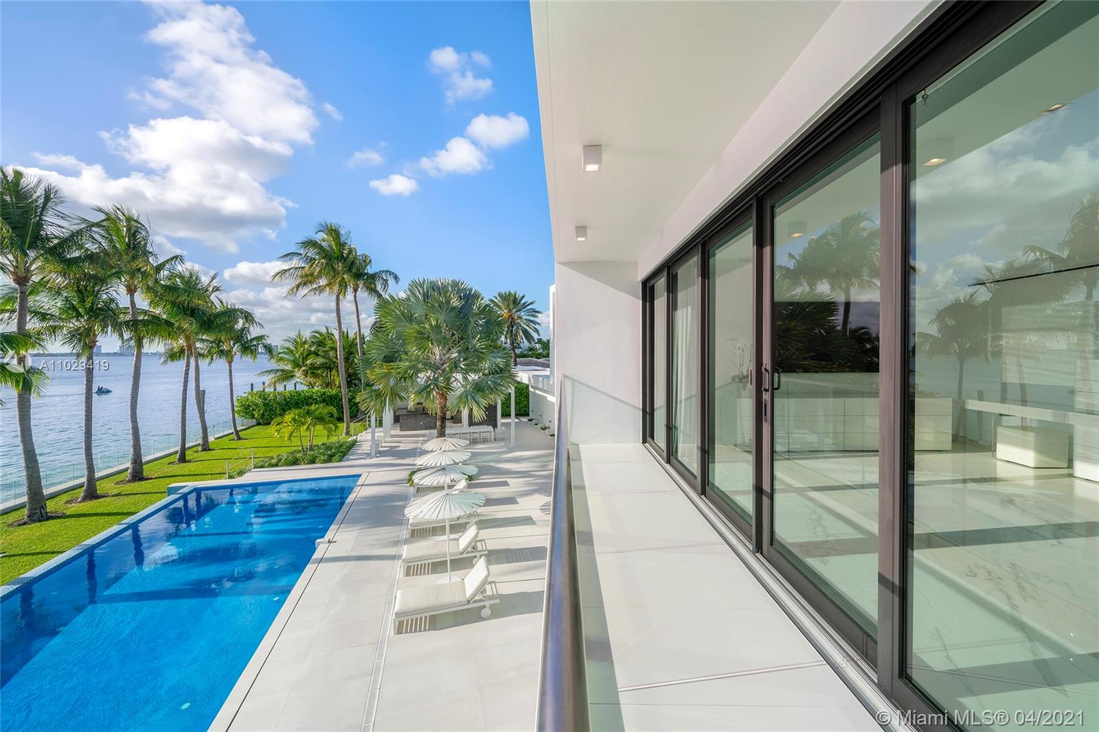 1050-1070 S Shore Dr Miami Beach, FL 33141