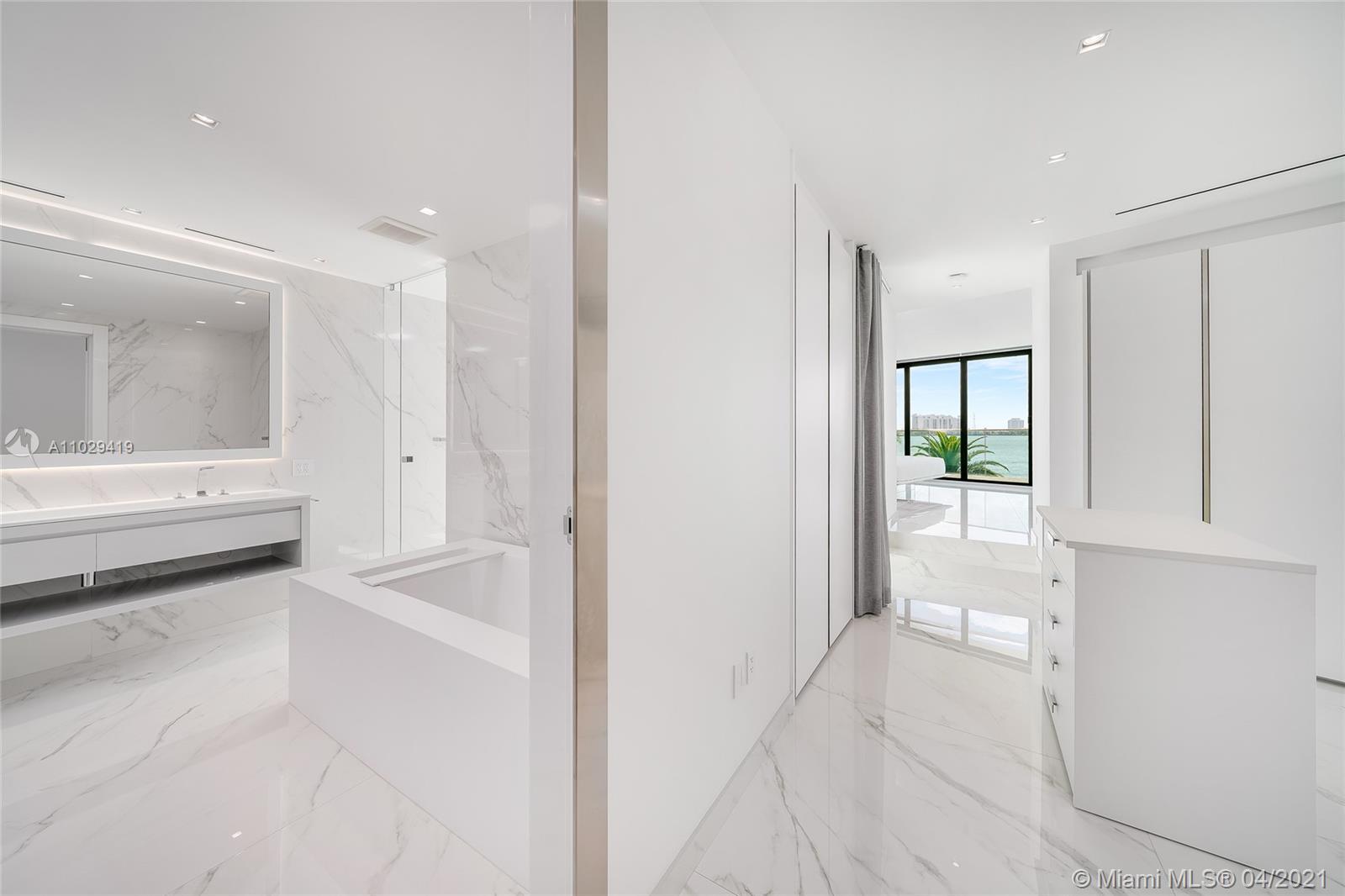 1050-1070 S Shore Dr Miami Beach, FL 33141