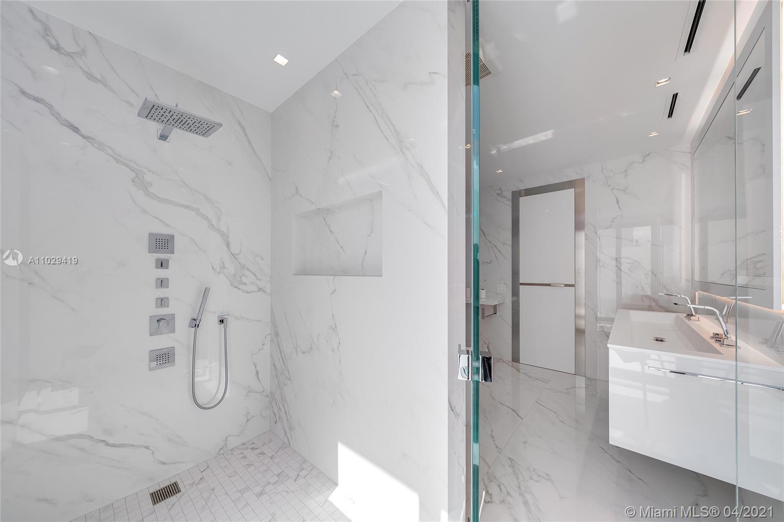 1050-1070 S Shore Dr Miami Beach, FL 33141