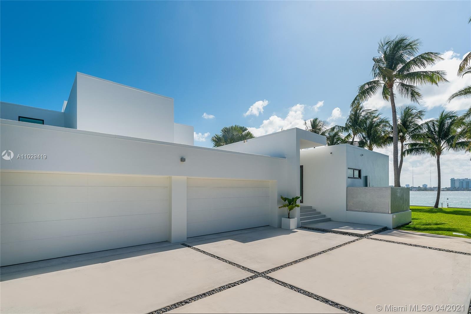 1050-1070 S Shore Dr Miami Beach, FL 33141