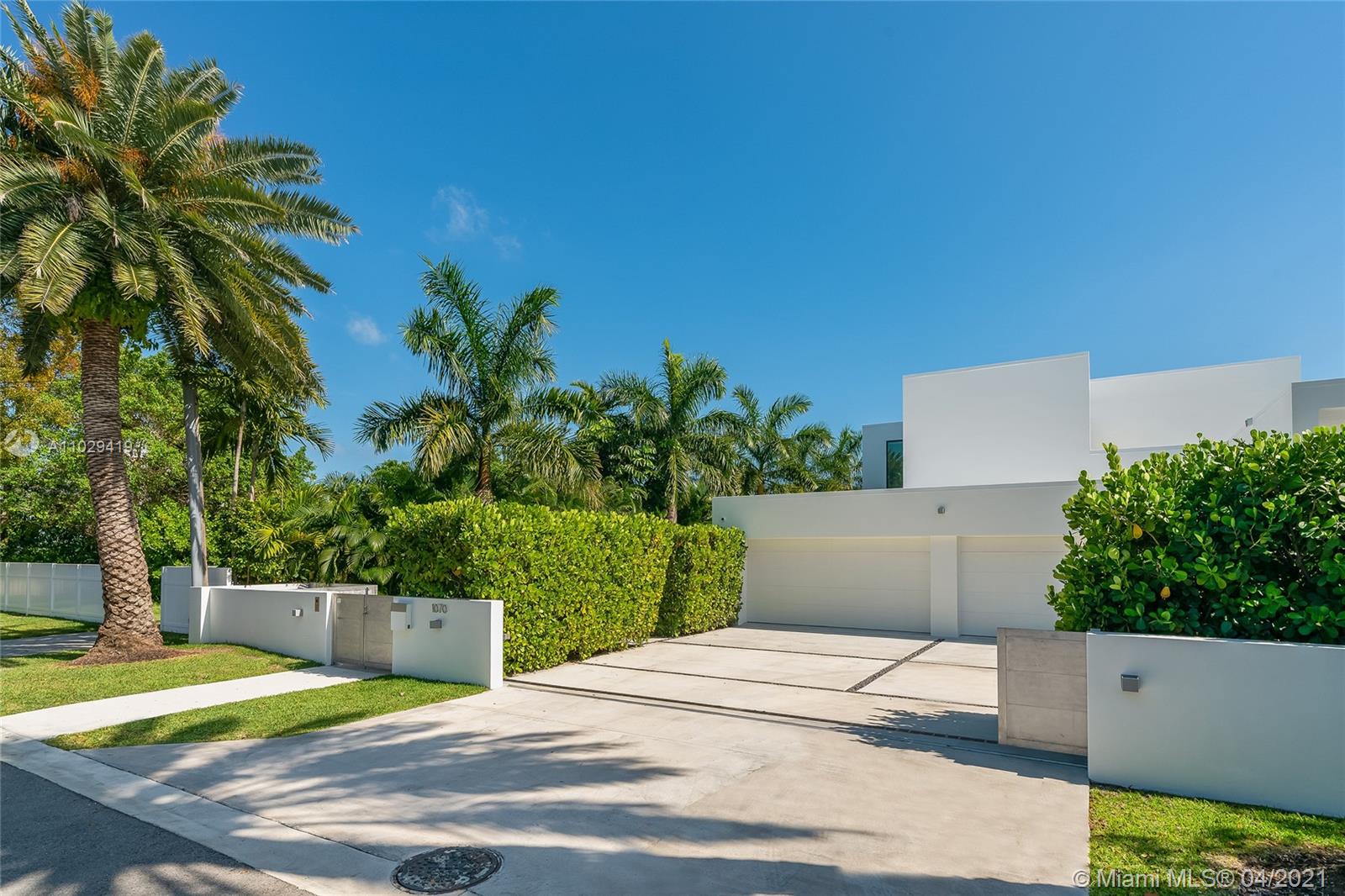 1050-1070 S Shore Dr Miami Beach, FL 33141