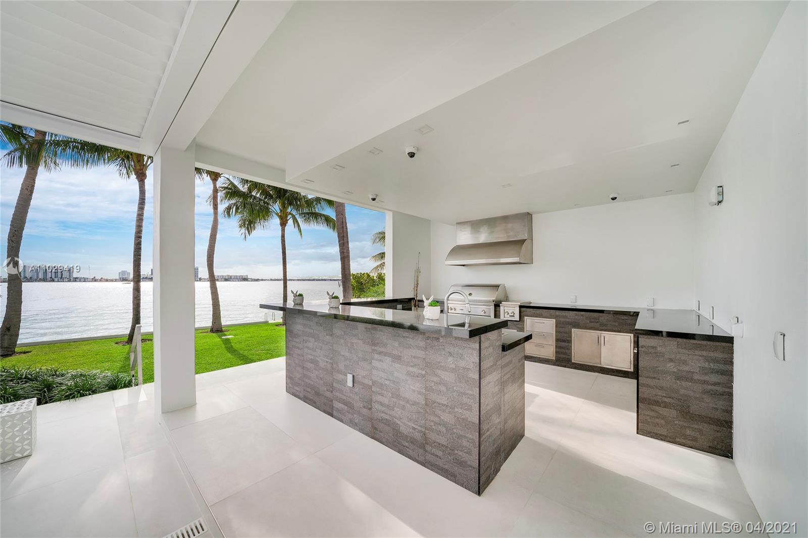 1050-1070 S Shore Dr Miami Beach, FL 33141