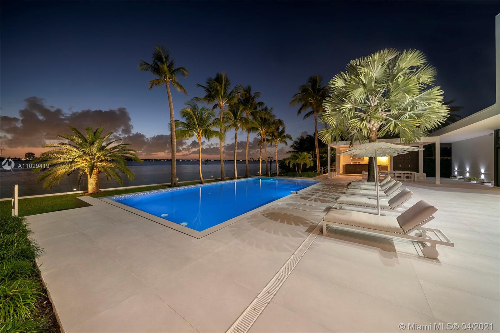 1050-1070 S Shore Dr Miami Beach, FL 33141