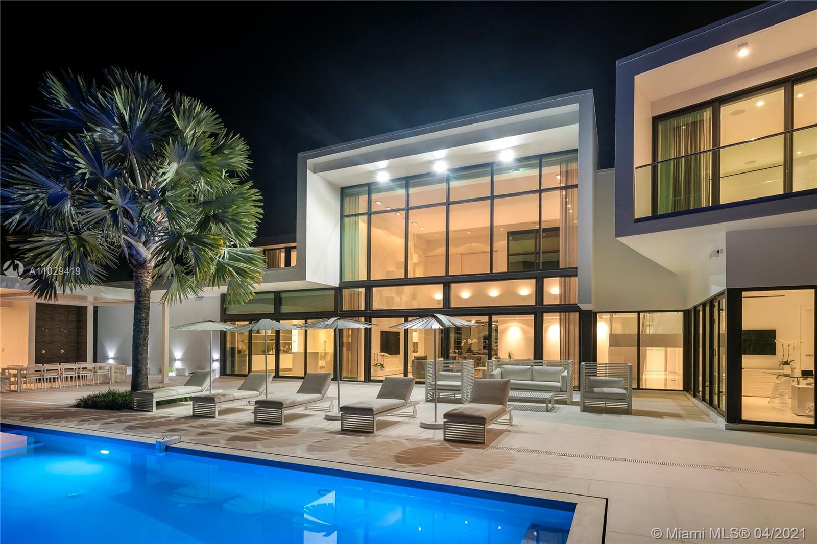 1050-1070 S Shore Dr Miami Beach, FL 33141