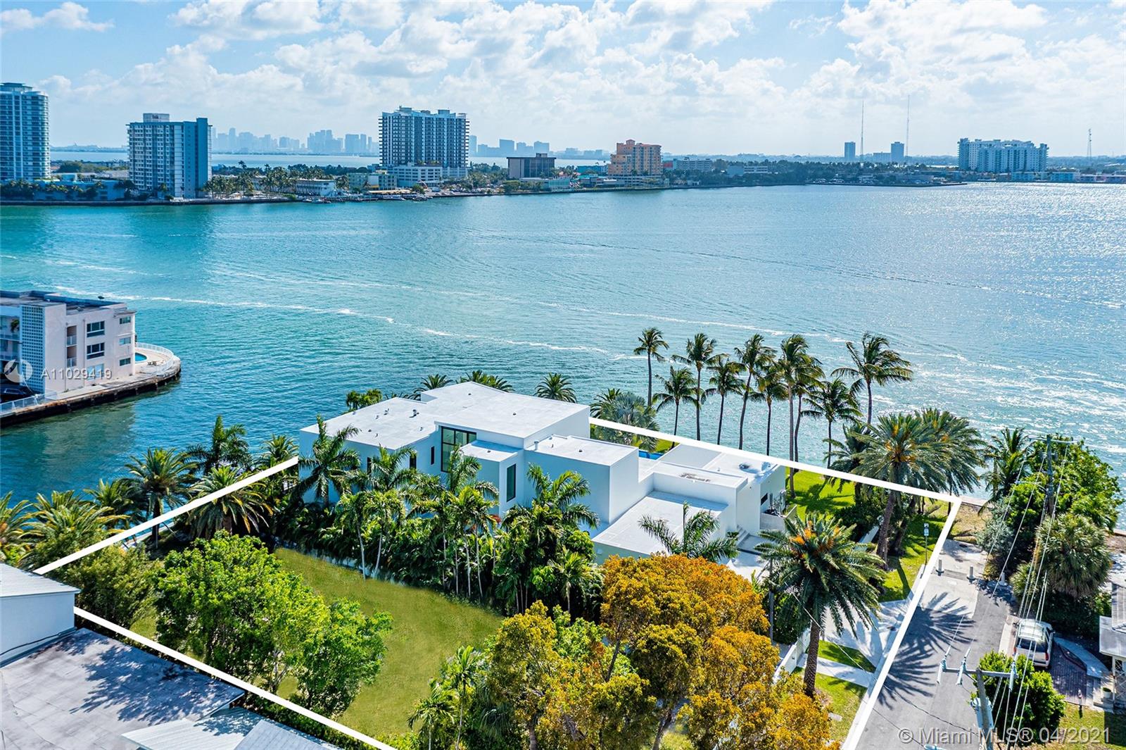 1050-1070 S Shore Dr Miami Beach, FL 33141