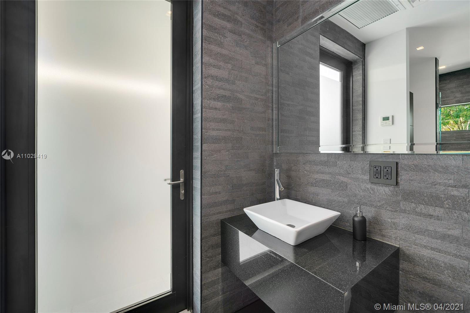 1050-1070 S Shore Dr Miami Beach, FL 33141