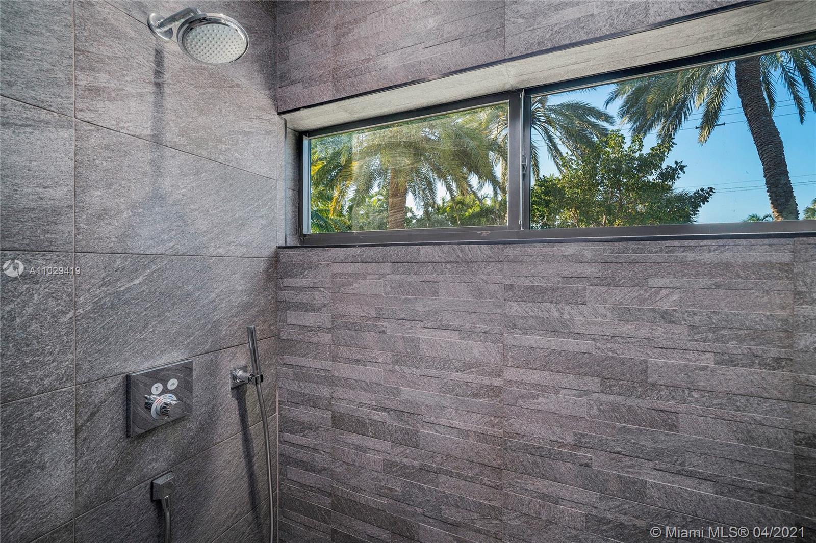 1050-1070 S Shore Dr Miami Beach, FL 33141