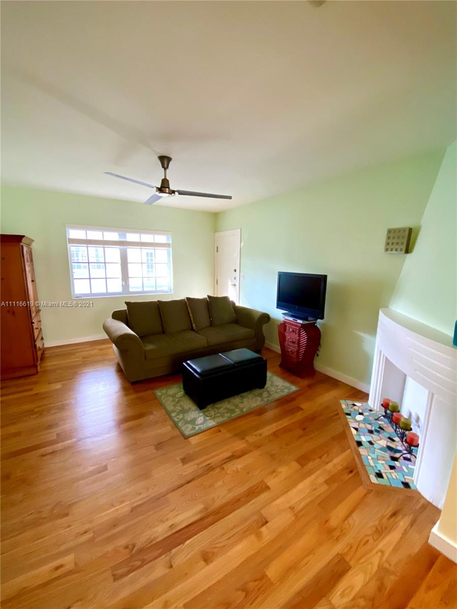 1211 Meridian Ave #4