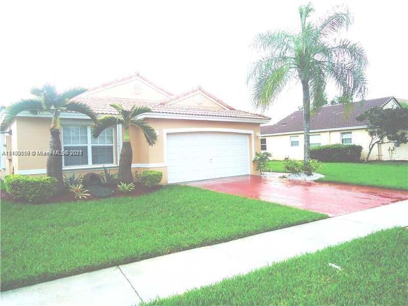 421 SW 195th Ave