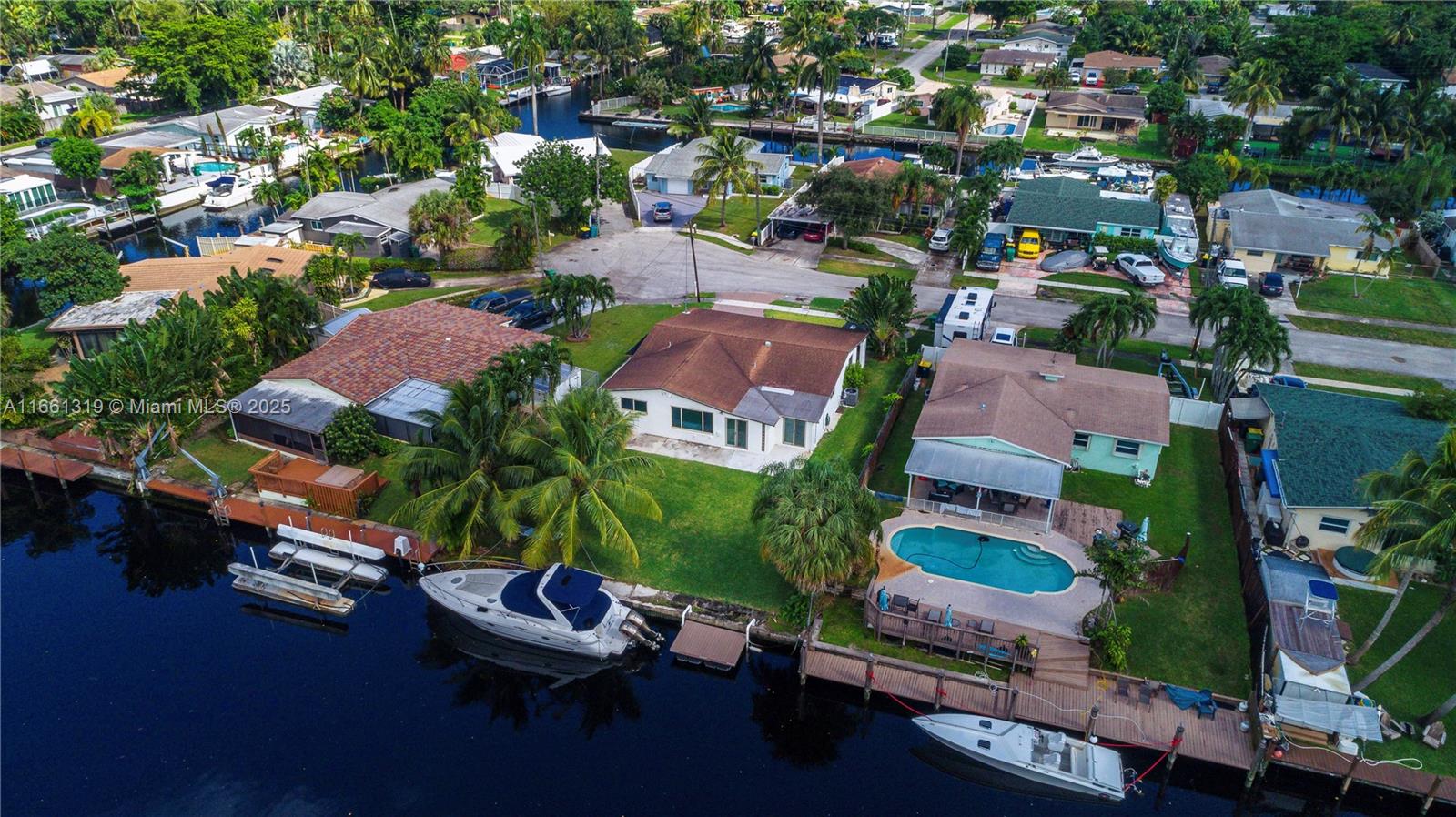 4461 SW 34th Dr,Dania Beach, FL 33312