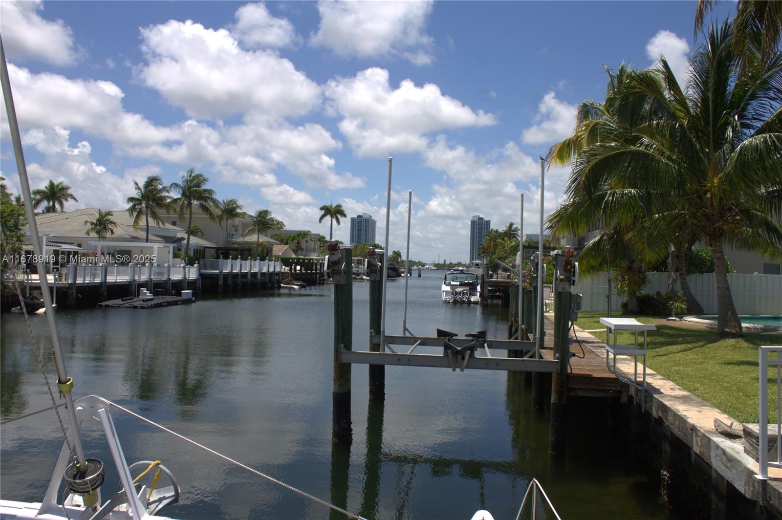 3440 NE 170th St North Miami Beach, FL 33160