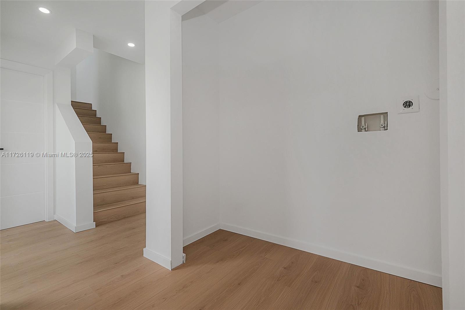 1975 Calais Dr #5 Miami Beach, FL 33141