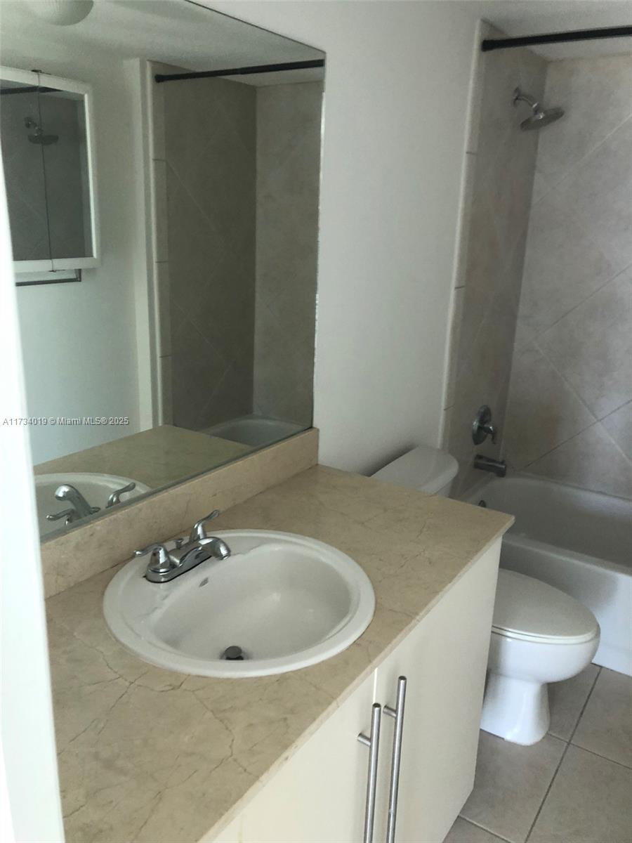 image Oceanblue Condo7