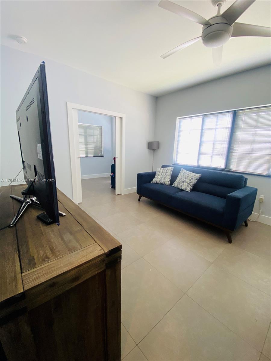 200 Azure Way Miami Springs, FL 33166