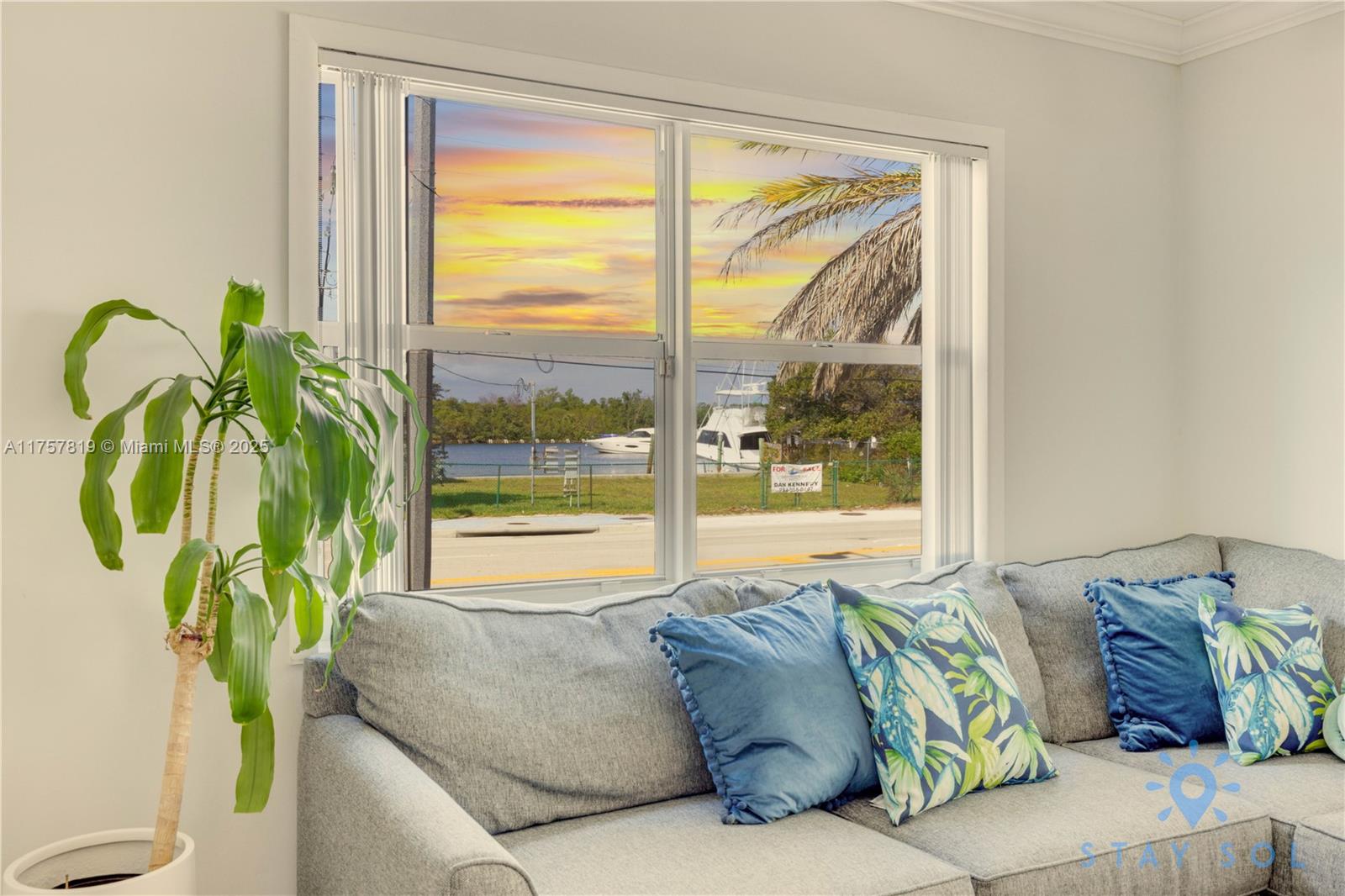 328 Missouri St #. Hollywood, FL 33019