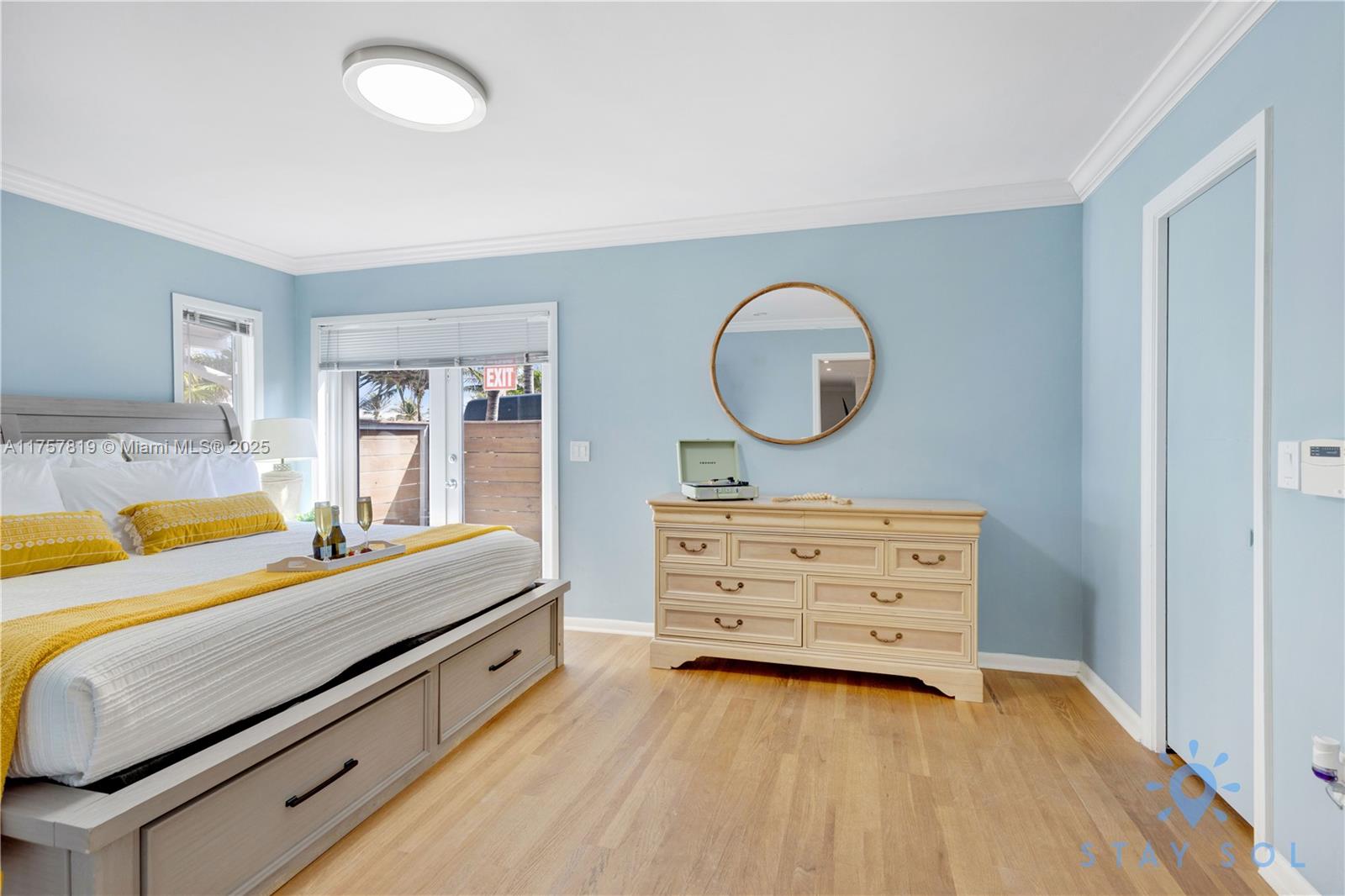 328 Missouri St #. Hollywood, FL 33019