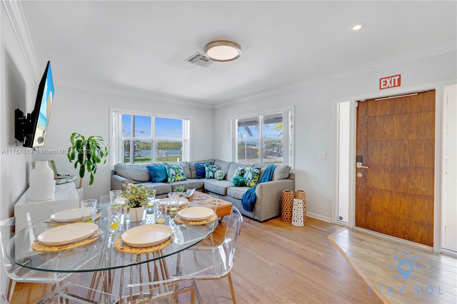 328 Missouri St #. Hollywood, FL 33019