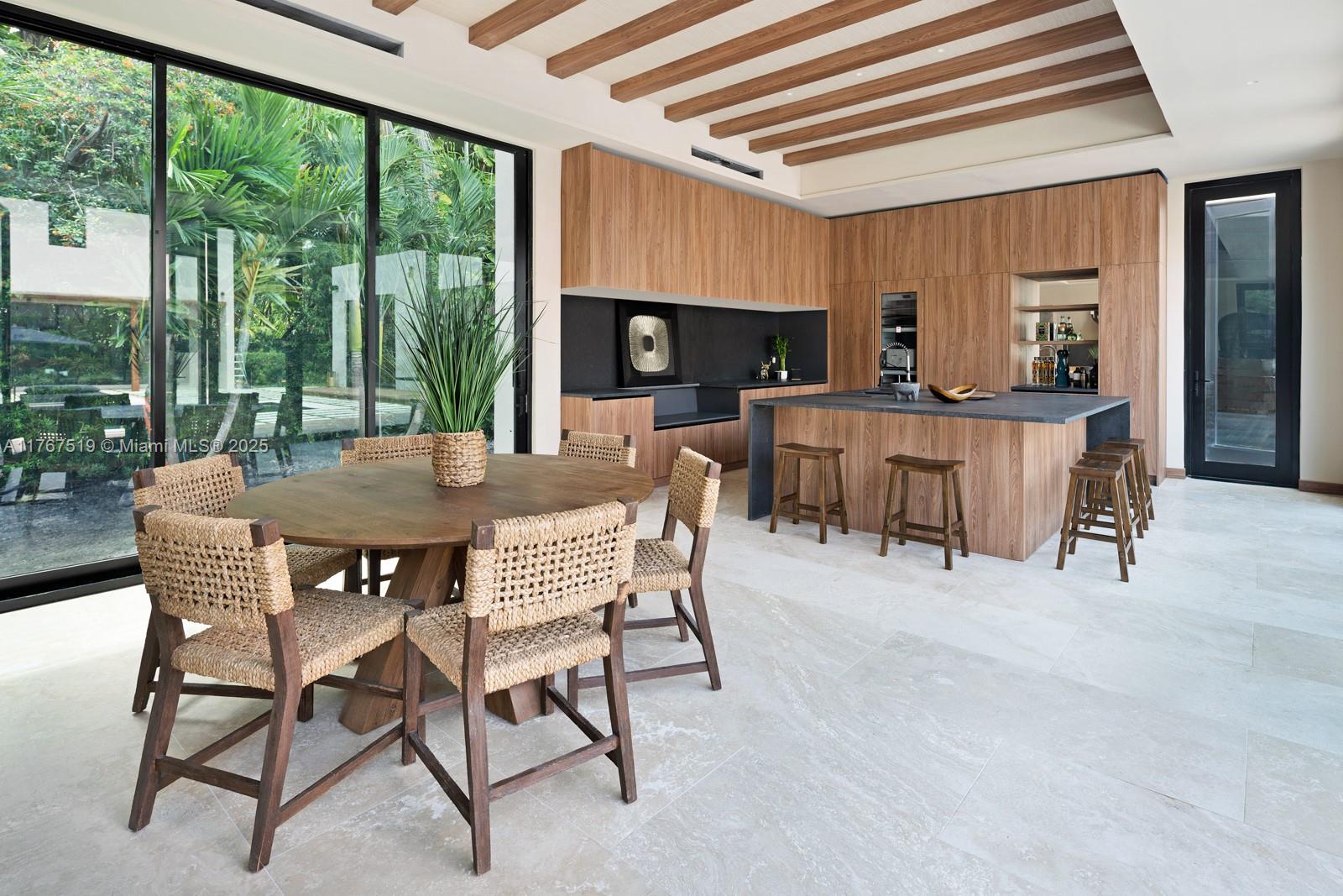 10061 SW 60th Ct Pinecrest, FL 33156