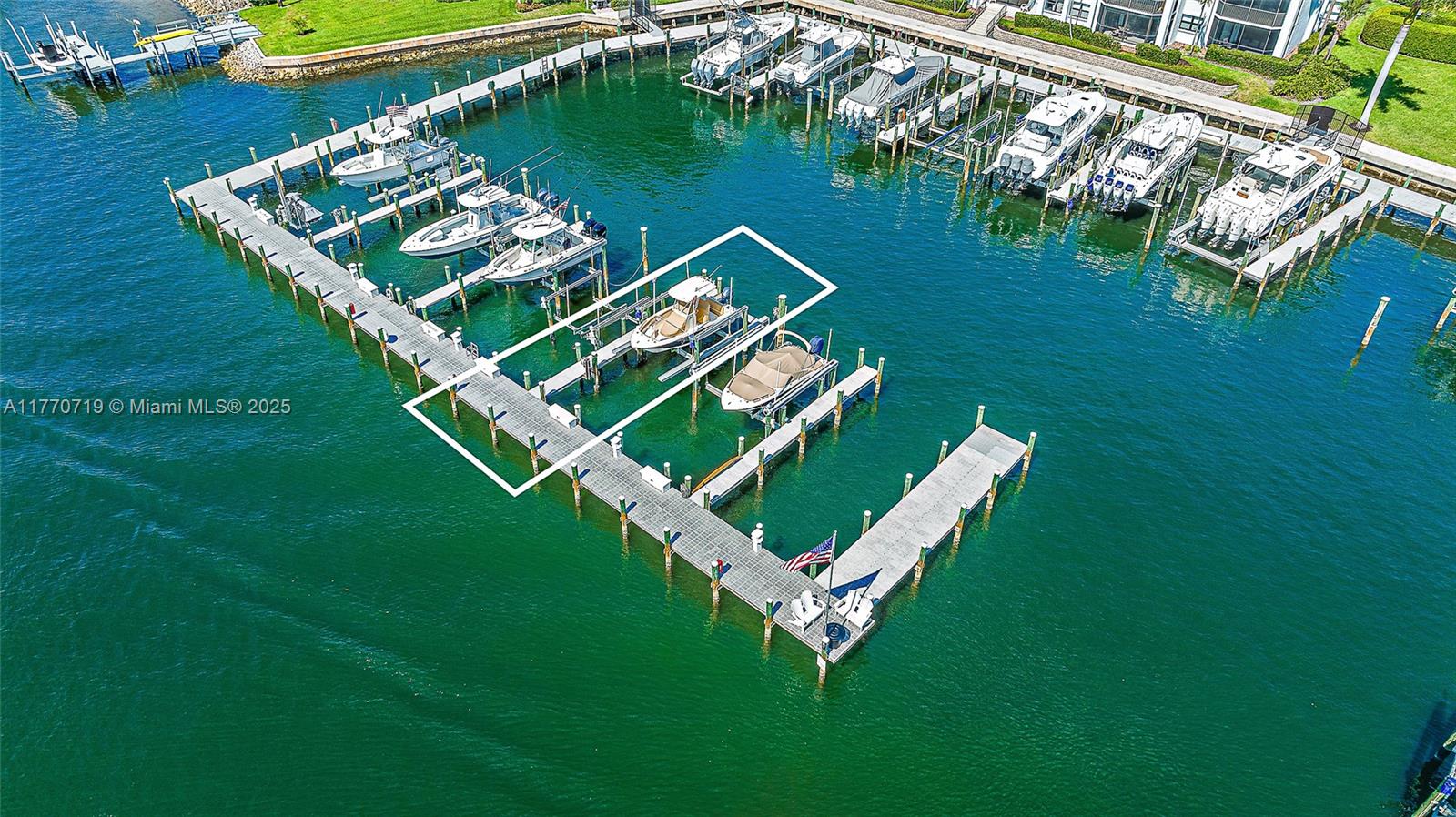 1015 S Bay Colony Dr S #& Slip 17,Juno Beach, FL 33408