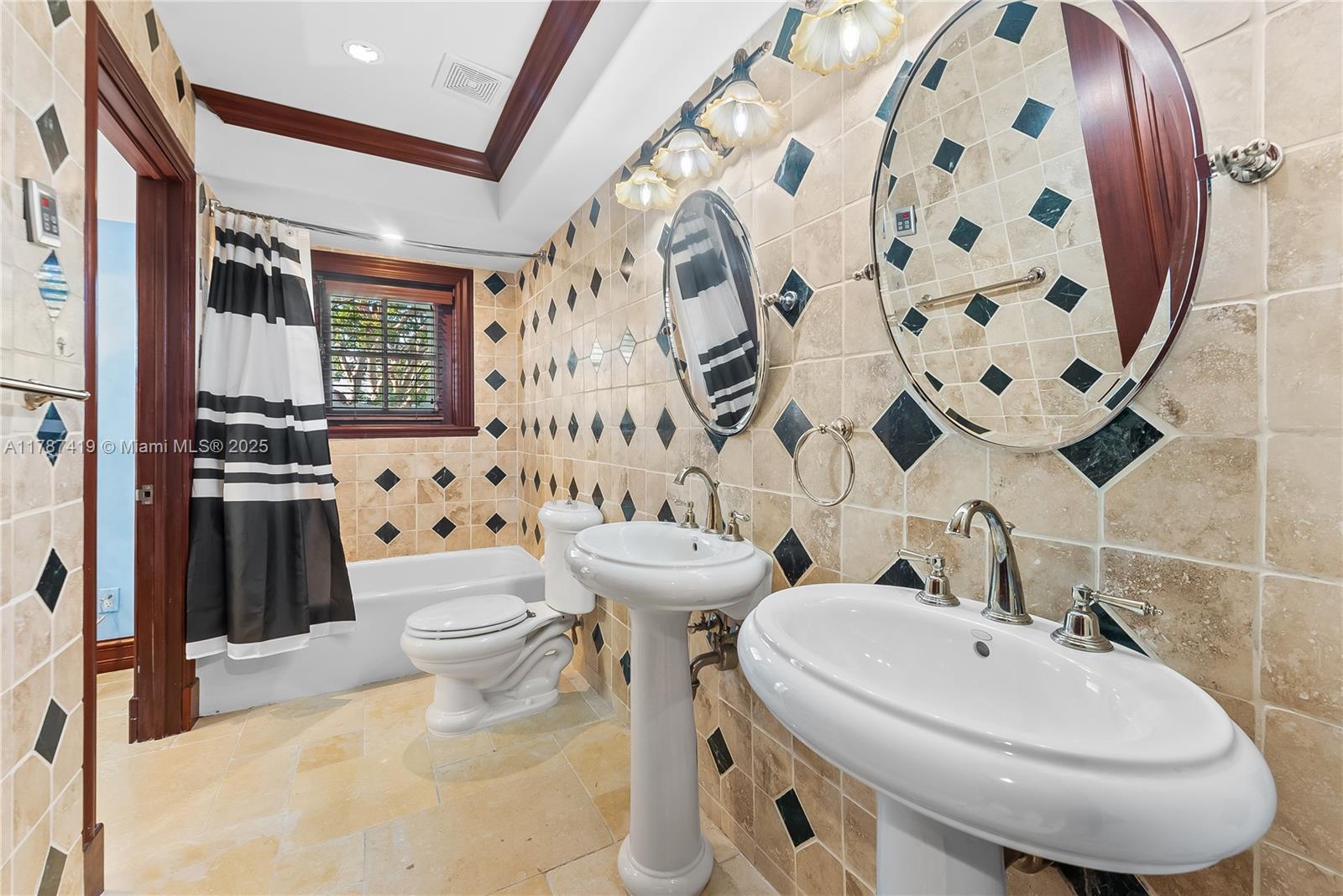 609 2nd Key Dr Fort Lauderdale, FL 33304