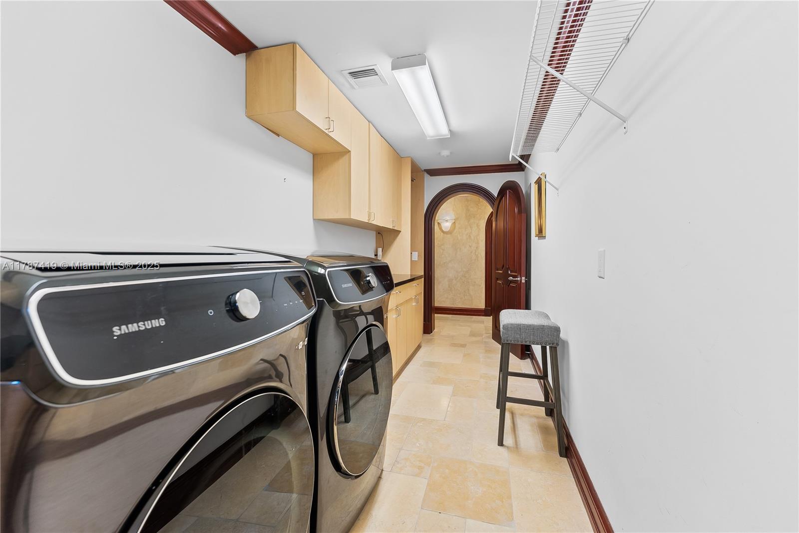 609 2nd Key Dr Fort Lauderdale, FL 33304