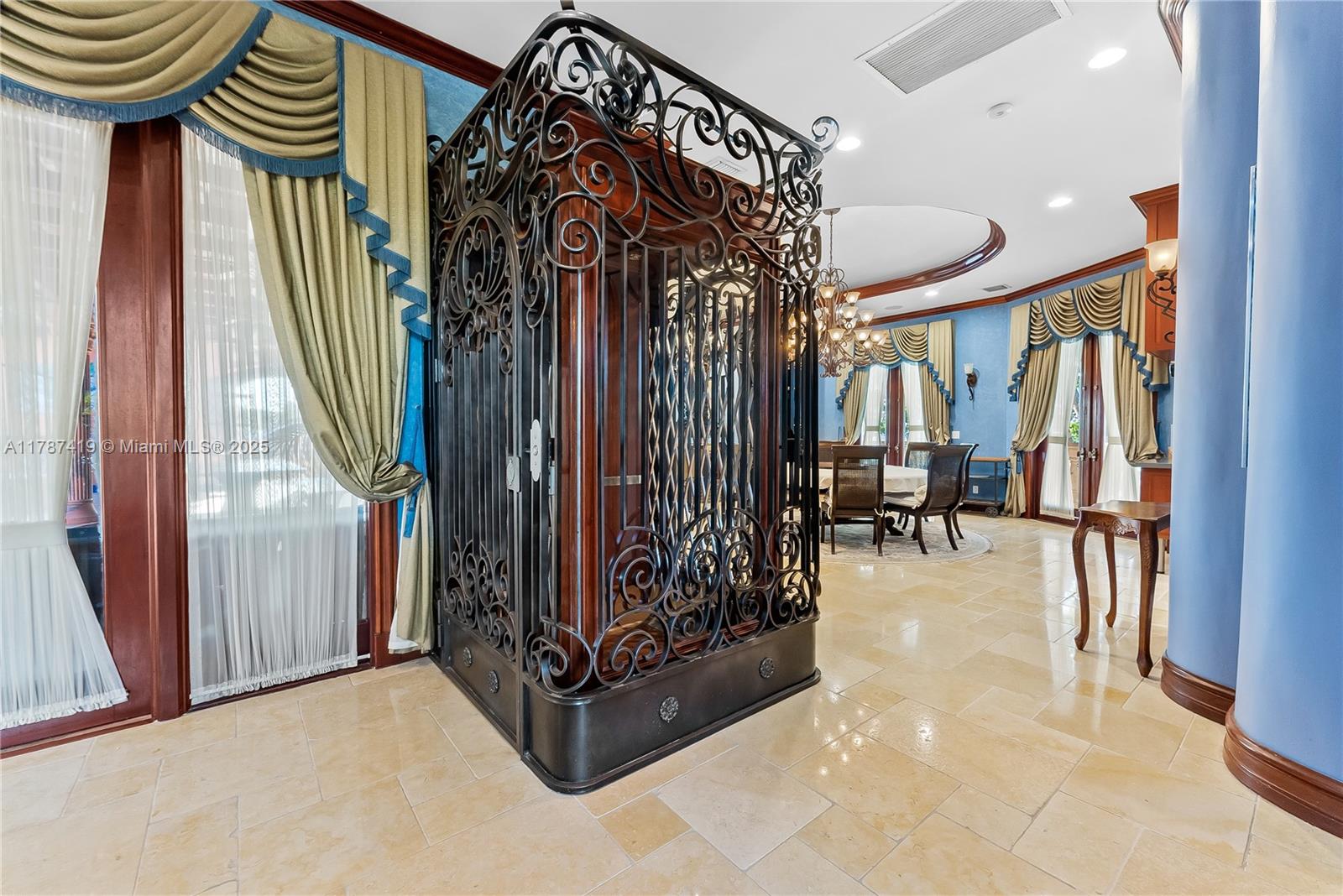 609 2nd Key Dr Fort Lauderdale, FL 33304