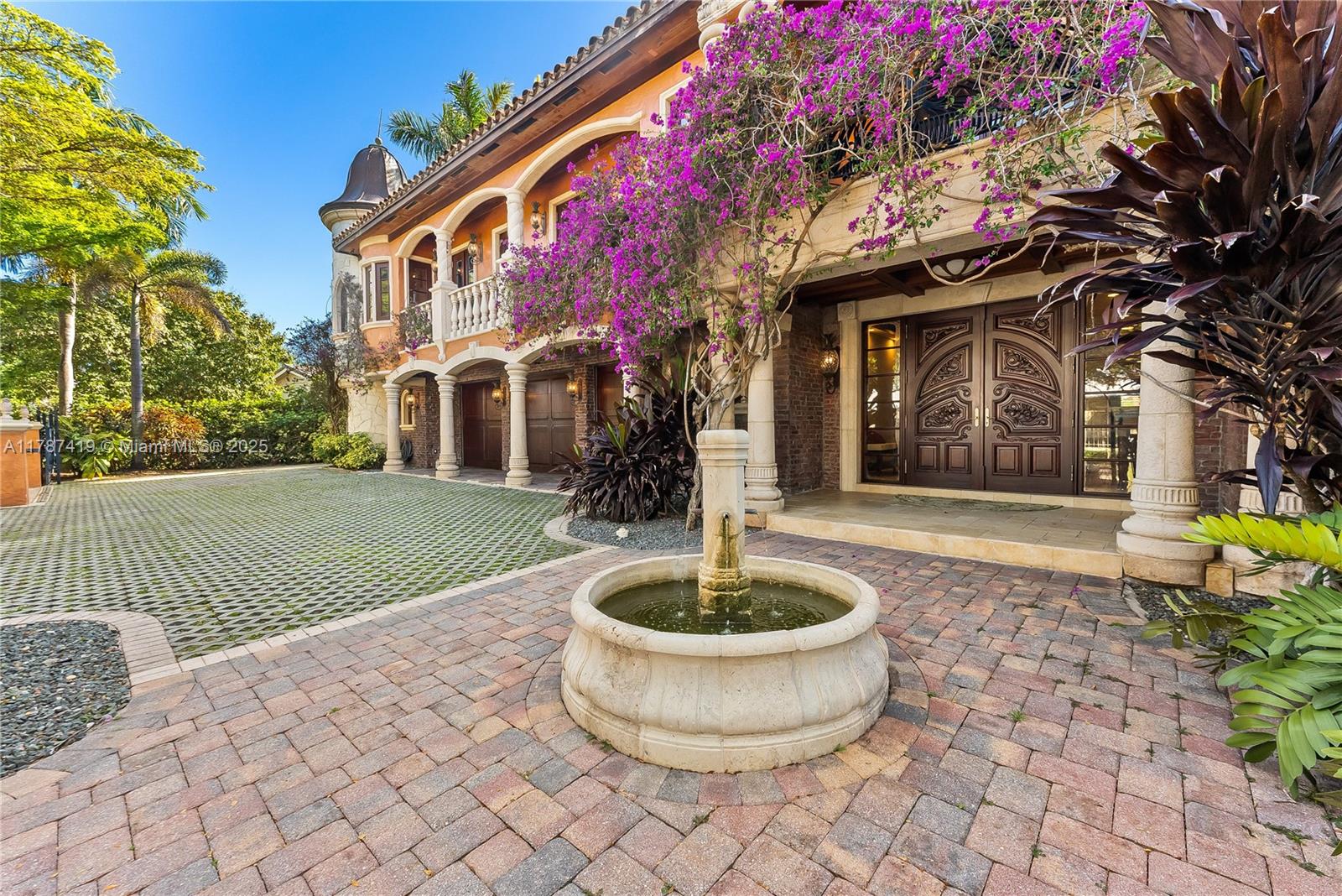 609 2nd Key Dr Fort Lauderdale, FL 33304