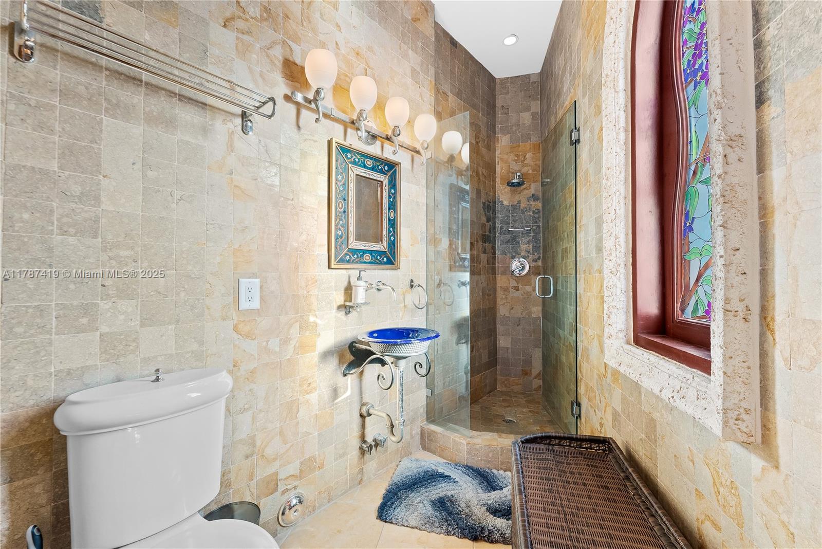 609 2nd Key Dr Fort Lauderdale, FL 33304