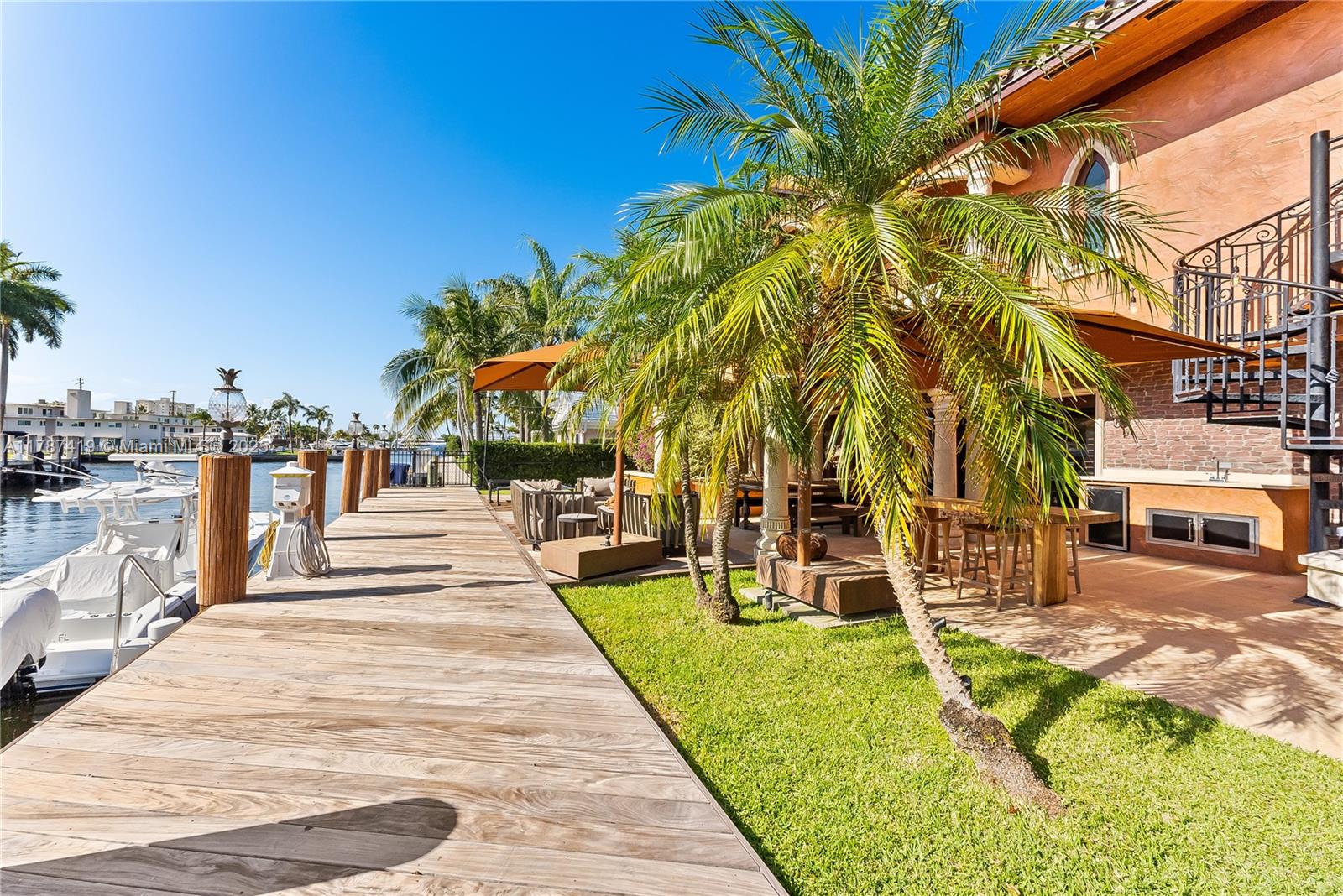 609 2nd Key Dr Fort Lauderdale, FL 33304