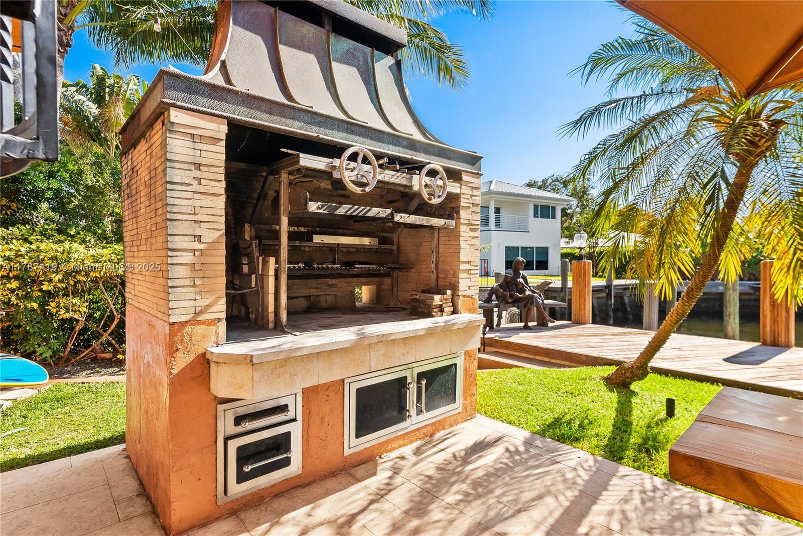 609 2nd Key Dr Fort Lauderdale, FL 33304