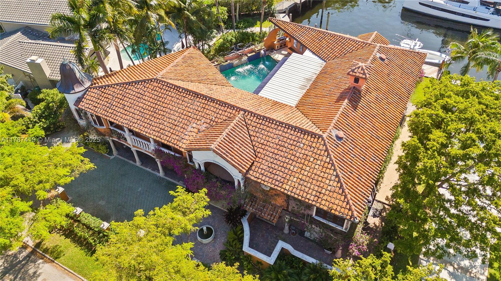 609 2nd Key Dr Fort Lauderdale, FL 33304