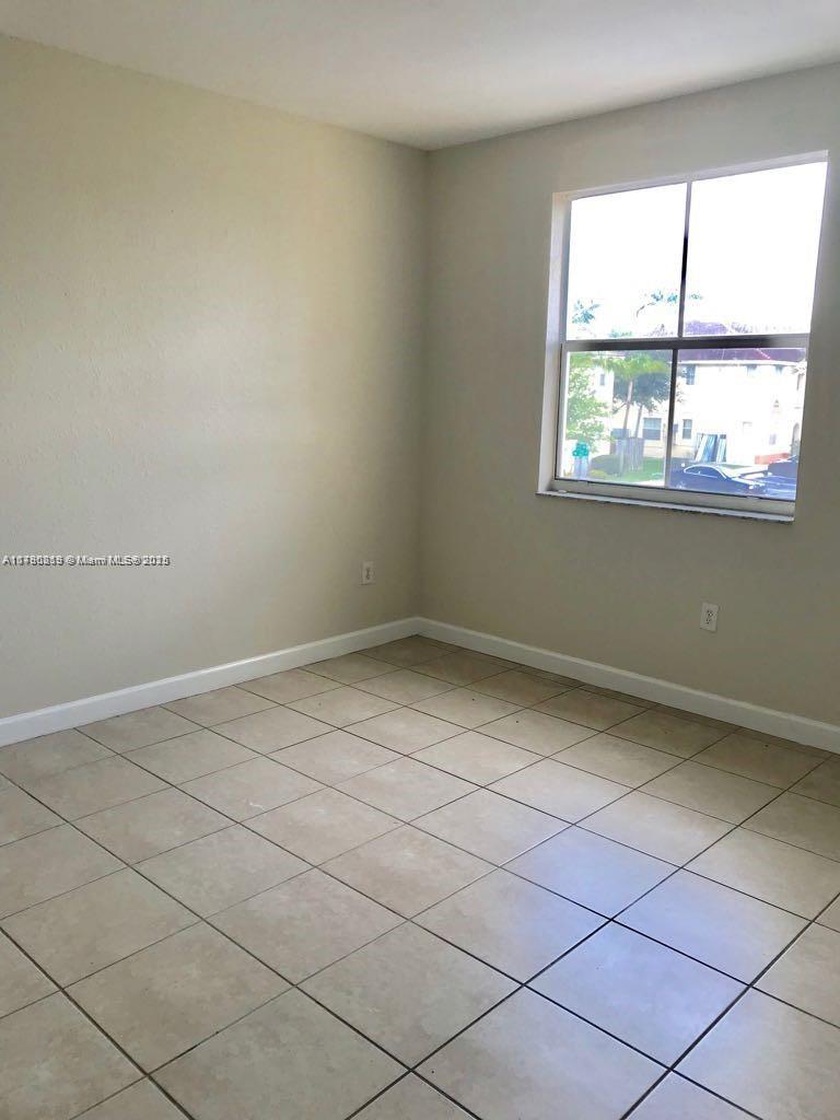 2731 SE 17th Ave #201 Homestead, FL 33035