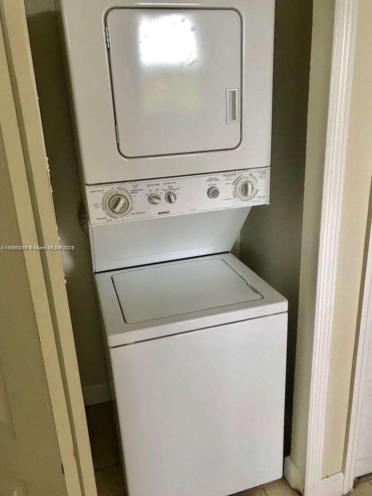 2731 SE 17th Ave #201 Homestead, FL 33035