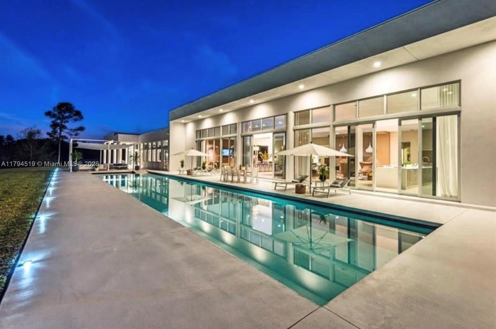 1901 SE Ranch Rd Jupiter, FL 33478