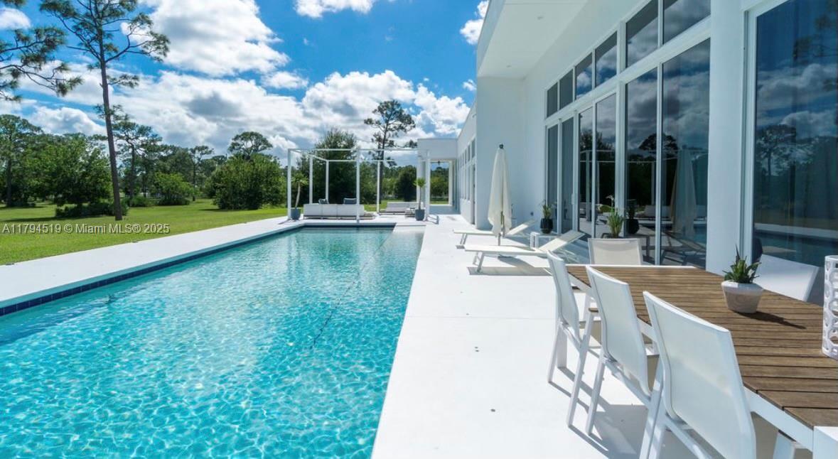 1901 SE Ranch Rd Jupiter, FL 33478