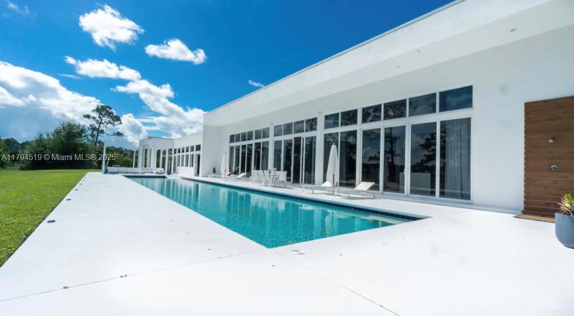 1901 SE Ranch Rd Jupiter, FL 33478