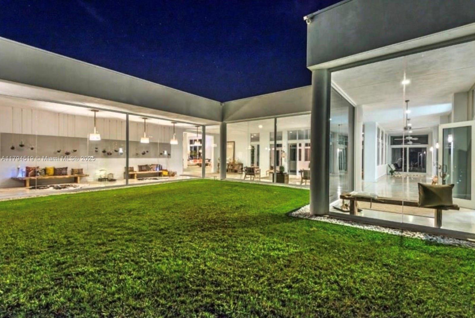 1901 SE Ranch Rd Jupiter, FL 33478