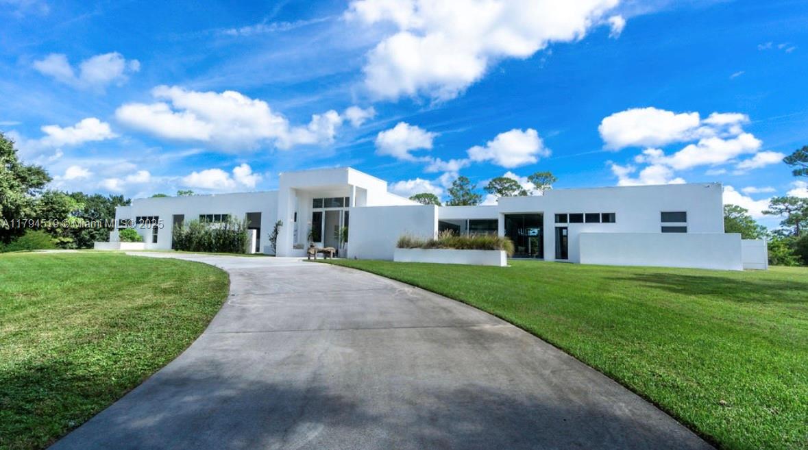 1901 SE Ranch Rd Jupiter, FL 33478