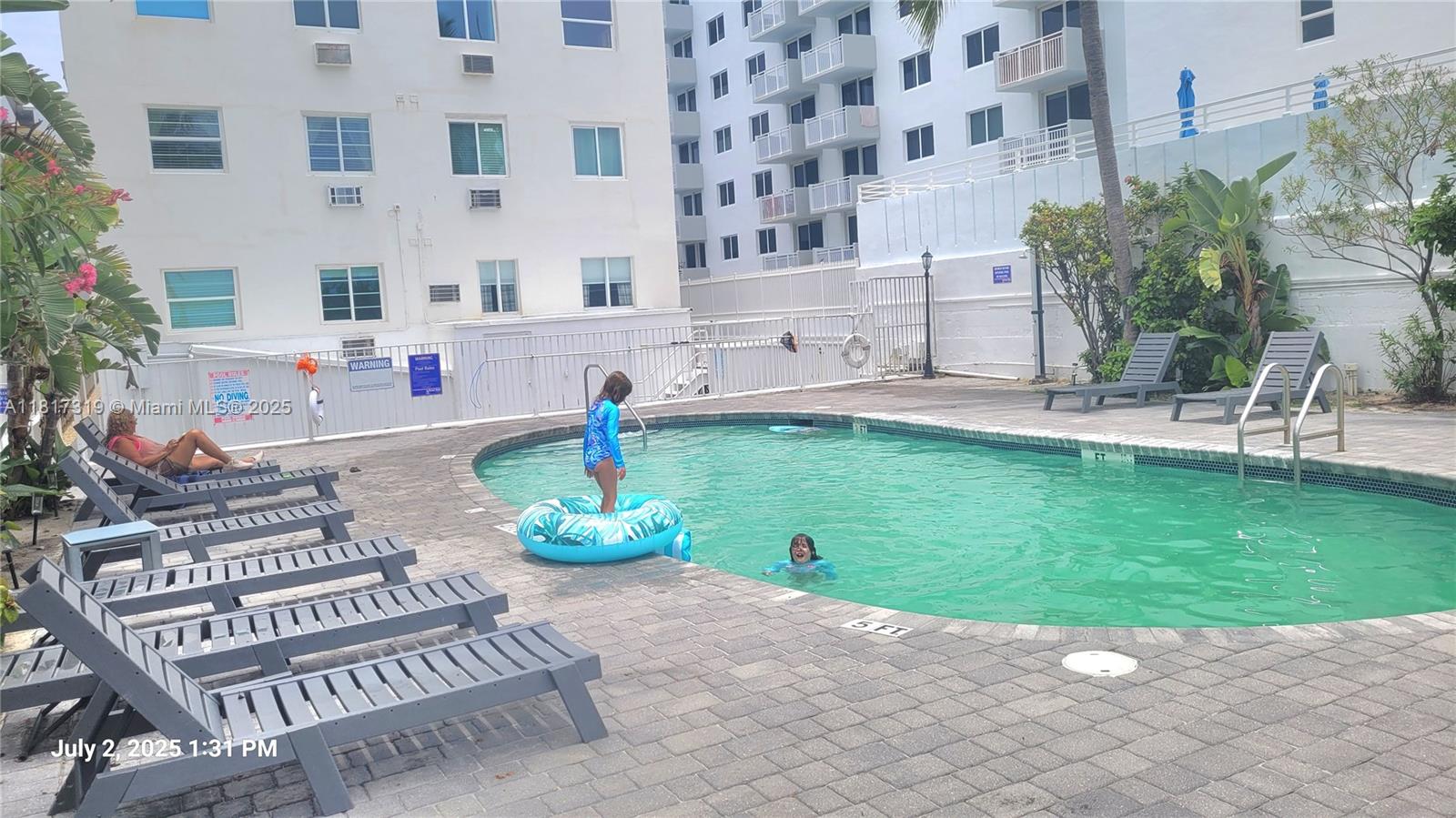 335 Ocean Dr #215 Miami Beach, FL 33139