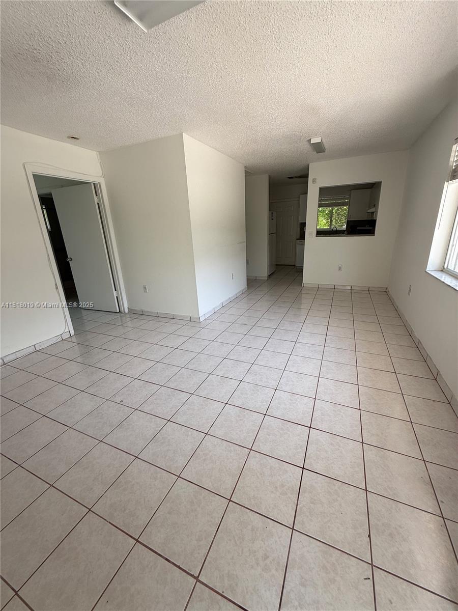 8200 SW 92nd St Miami, FL 33156