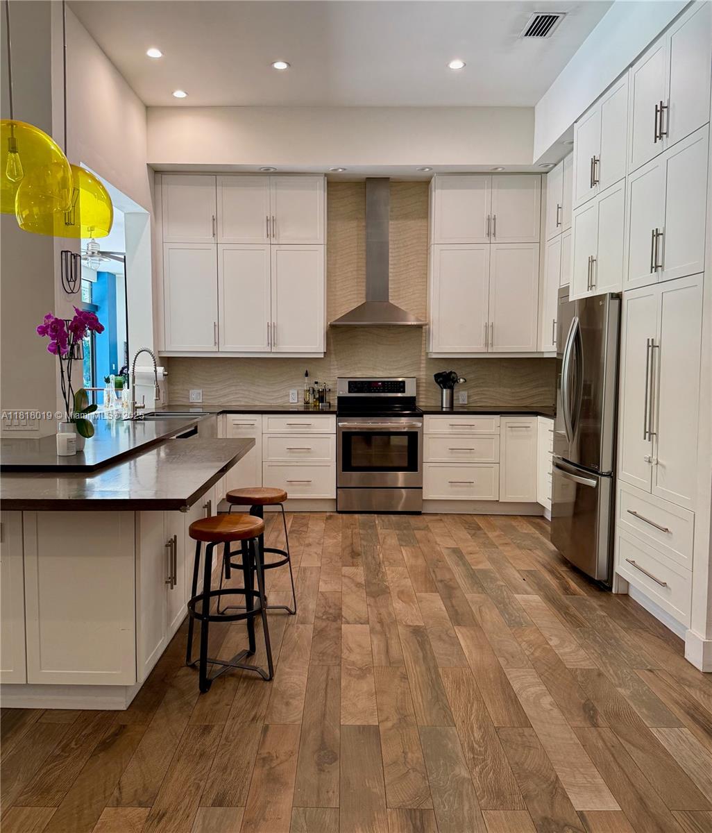 8200 SW 92nd St Miami, FL 33156