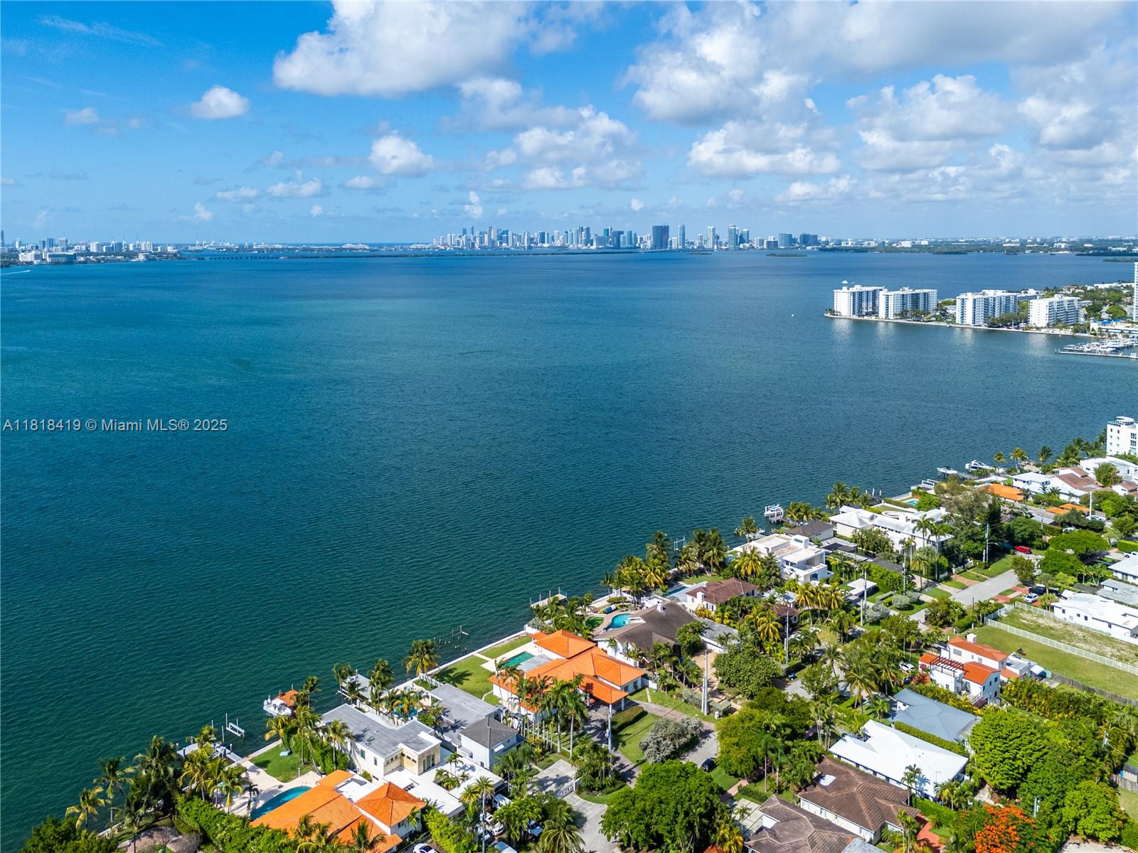 1730 Bay Dr Miami Beach, FL 33141