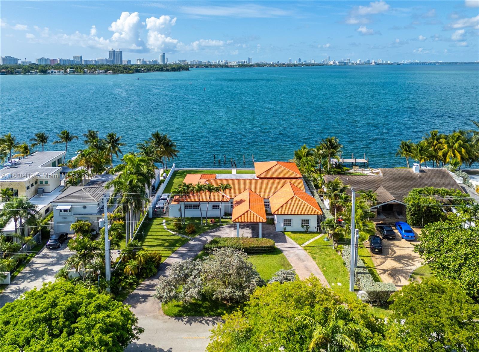 1730 Bay Dr,Miami Beach, FL 33141