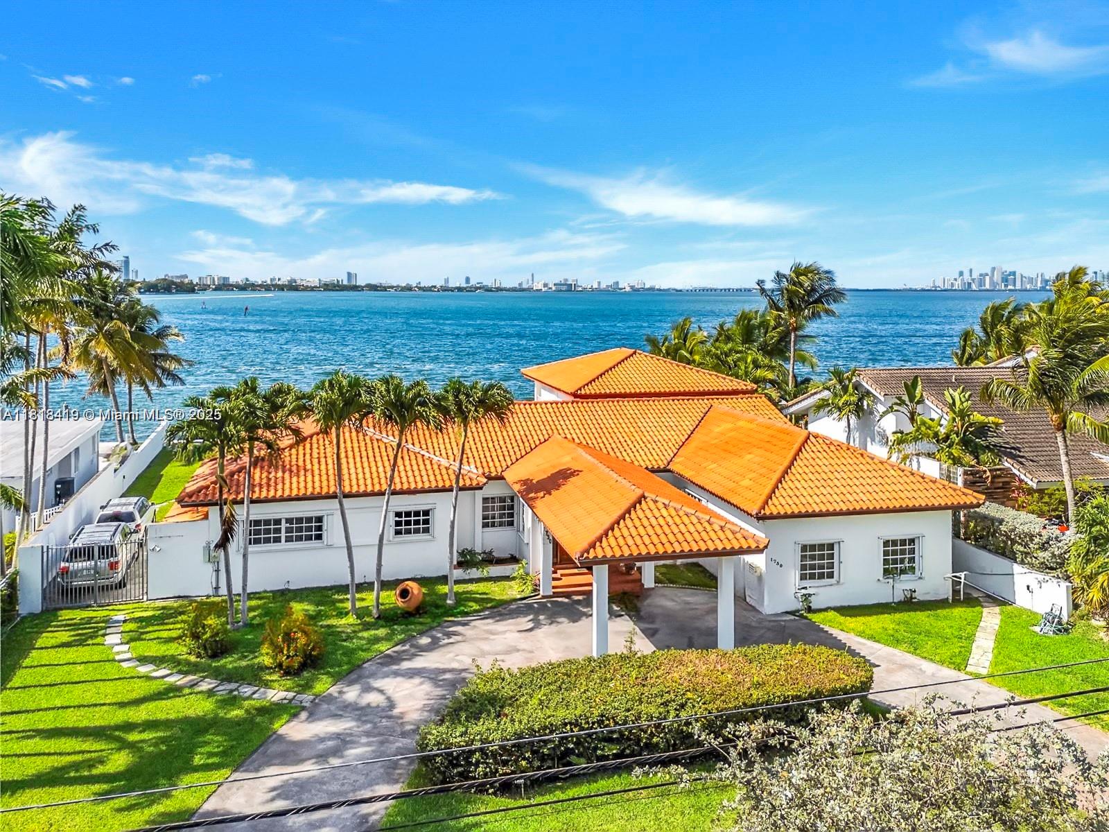 1730 Bay Dr Miami Beach, FL 33141